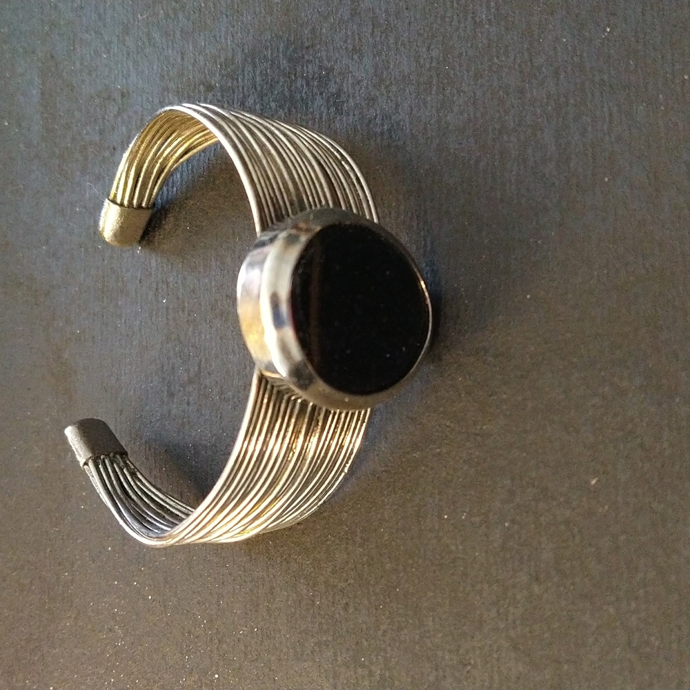 "Silver/Onyx" Bracelet